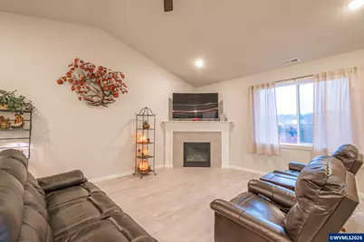 6351 NE Ramble St, Albany, OR 97321 - Photo 17