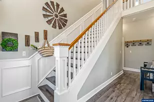 812 Northpoint Lp, Brownsville, OR 97327 - Photo 17