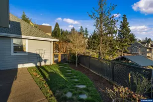 812 Northpoint Lp, Brownsville, OR 97327 - Photo 15