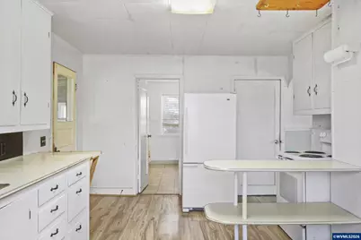 993 42nd Av, Sweet Home, OR 97386 - Photo 9