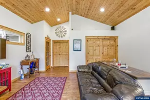 42430 Ames Creek Rd, Sweet Home, OR 97386 - Photo 7