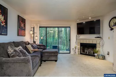 4000 Carman #E68 Dr, Lake Oswego, OR 97035 - Photo 3