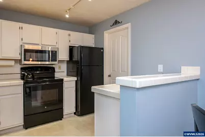 4000 Carman #E68 Dr, Lake Oswego, OR 97035 - Photo 7