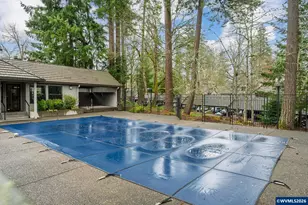 4000 Carman Dr, Lake Oswego, OR 97035 - Photo 17