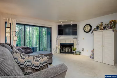 4000 Carman #E-68 Dr, Lake Oswego, OR 97035 - Photo 9