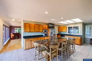 36824 Edgemont Dr, Lebanon, OR 97355 - Photo 11