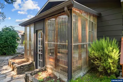 36824 Edgemont Dr, Lebanon, OR 97355 - Photo 29