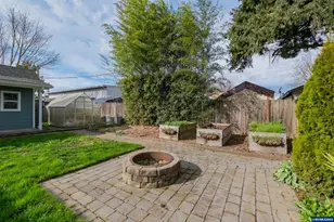 910 Ermine St SE, Albany, OR 97322 - Photo 43