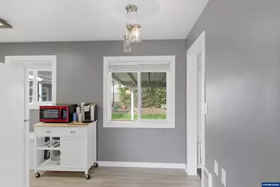 910 Ermine St SE, Albany, OR 97322 - Photo 15