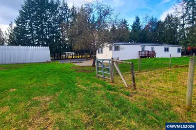 40904 Highway 228, Sweet Home, OR 97386 - Photo 29