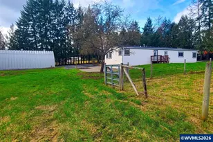 40904 Hwy 228, Sweet Home, OR 97386 - Photo 29