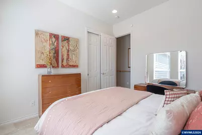 819 Hazeltine Av SE, Salem, OR 97306 - Photo 33