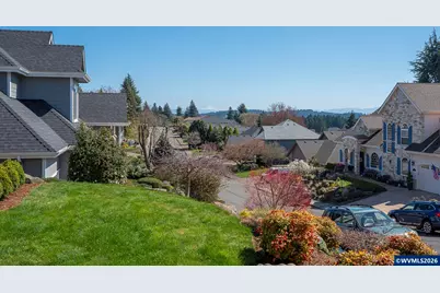 819 Hazeltine Av SE, Salem, OR 97306 - Photo 49