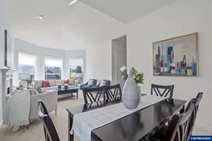 819 Hazeltine Ave SE, Salem, OR 97306 - Photo 9