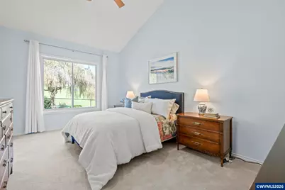 819 Hazeltine Av SE, Salem, OR 97306 - Photo 23