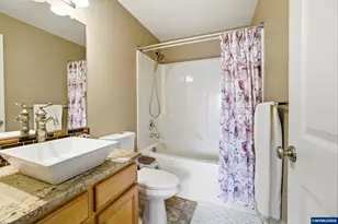 272 Laurine St N, Salem, OR 97301 - Photo 27