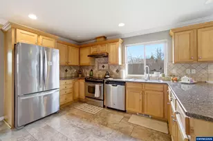 272 Laurine St N, Salem, OR 97301 - Photo 17