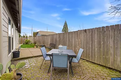 272 Laurine St N, Salem, OR 97301 - Photo 39