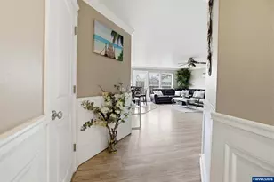 272 Laurine St N, Salem, OR 97301 - Photo 11