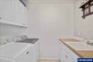 903 Eisenhower Dr NW, Salem, OR 97304 - Photo 25