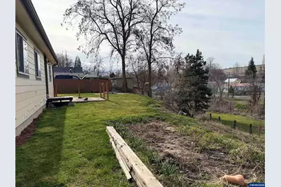 305 N Broad St, Weston, OR 97886 - Photo 25