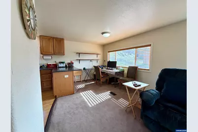 305 N Broad St, Weston, OR 97886 - Photo 7