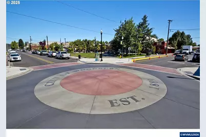 1090 Clemson St, Woodburn, OR 97071 - Photo 15