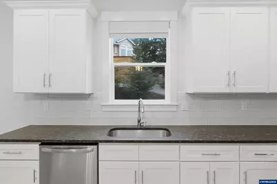 240 North Av, Brownsville, OR 97327 - Photo 13