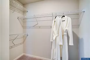 841 Sifuentez Ct, Woodburn, OR 97071 - Photo 11