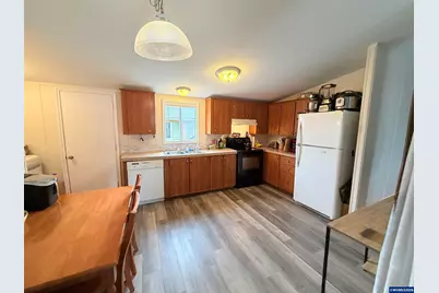 3120 Galena Lp, Lebanon, OR 97355 - Photo 9