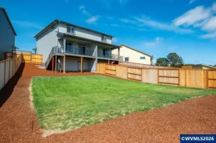 608 NE Kerns Dr, Dallas, OR 97338 - Photo 39