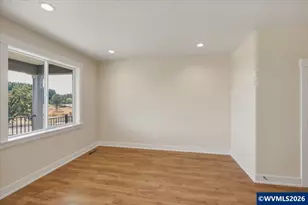 608 NE Kerns Dr, Dallas, OR 97338 - Photo 11
