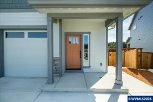 608 NE Kerns Dr, Dallas, OR 97338 - Photo 5