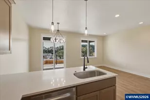 602 NE Kerns Dr, Dallas, OR 97338 - Photo 17