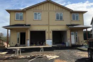 602 NE Kerns Dr, Dallas, OR 97338 - Photo 1