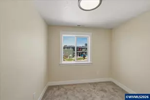 602 NE Kerns Dr, Dallas, OR 97338 - Photo 25