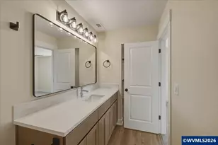 602 NE Kerns Dr, Dallas, OR 97338 - Photo 23