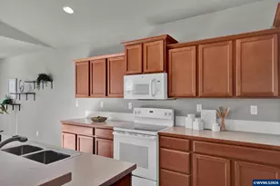 2828 Lucia Ct NW, Albany, OR 97321 - Photo 7