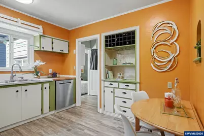 345 23rd St N, Salem, OR 97301 - Photo 17