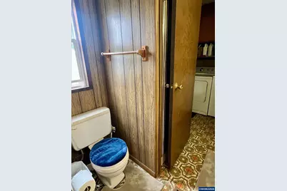 185 SE Bayview Av, Depoe Bay, OR 97341 - Photo 15