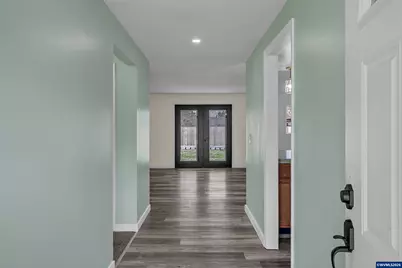 3026 Ella Ln NE, Salem, OR 97305 - Photo 5