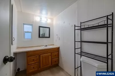 42069 Cut-Off Dr, Lebanon, OR 97355 - Photo 29