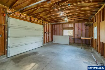 42069 Cut-Off Dr, Lebanon, OR 97355 - Photo 37