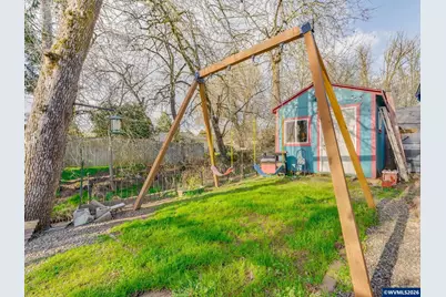 1869 Plateau St NE, Salem, OR 97305 - Photo 37