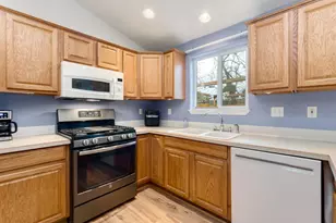 1869 Plateau St NE, Salem, OR 97305 - Photo 21