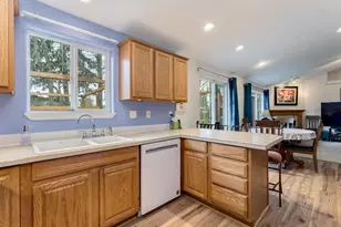 1869 Plateau St NE, Salem, OR 97305 - Photo 25