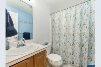 1869 Plateau St NE, Salem, OR 97305 - Photo 29