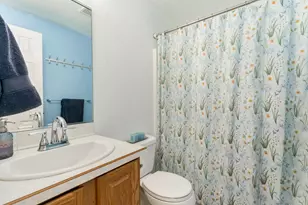 1869 Plateau St NE, Salem, OR 97305 - Photo 29