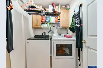 1869 Plateau St NE, Salem, OR 97305 - Photo 27