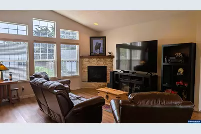 145 NE 71st St, Newport, OR 97365 - Photo 7